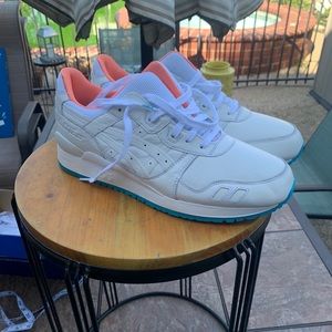 Tiger Gel Lyte III all white